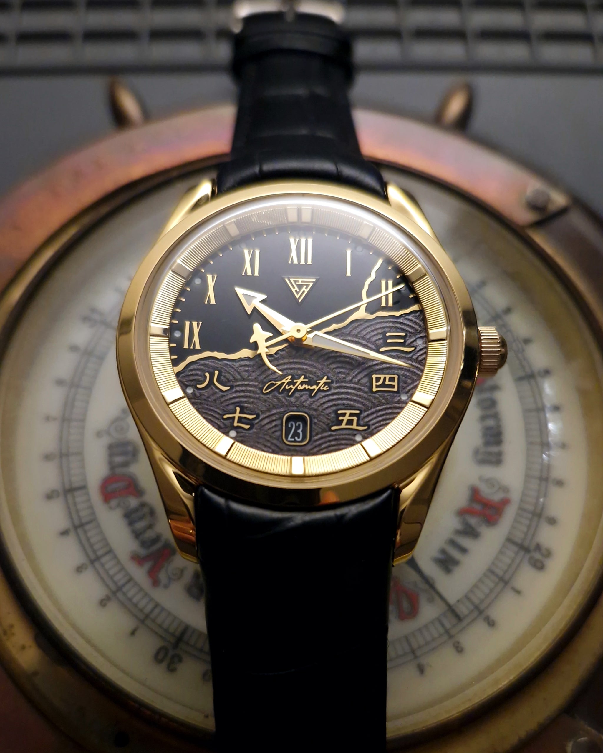 namo Nivada Grenchen Chronoking Mecaquartz with Interchangeable Bezel