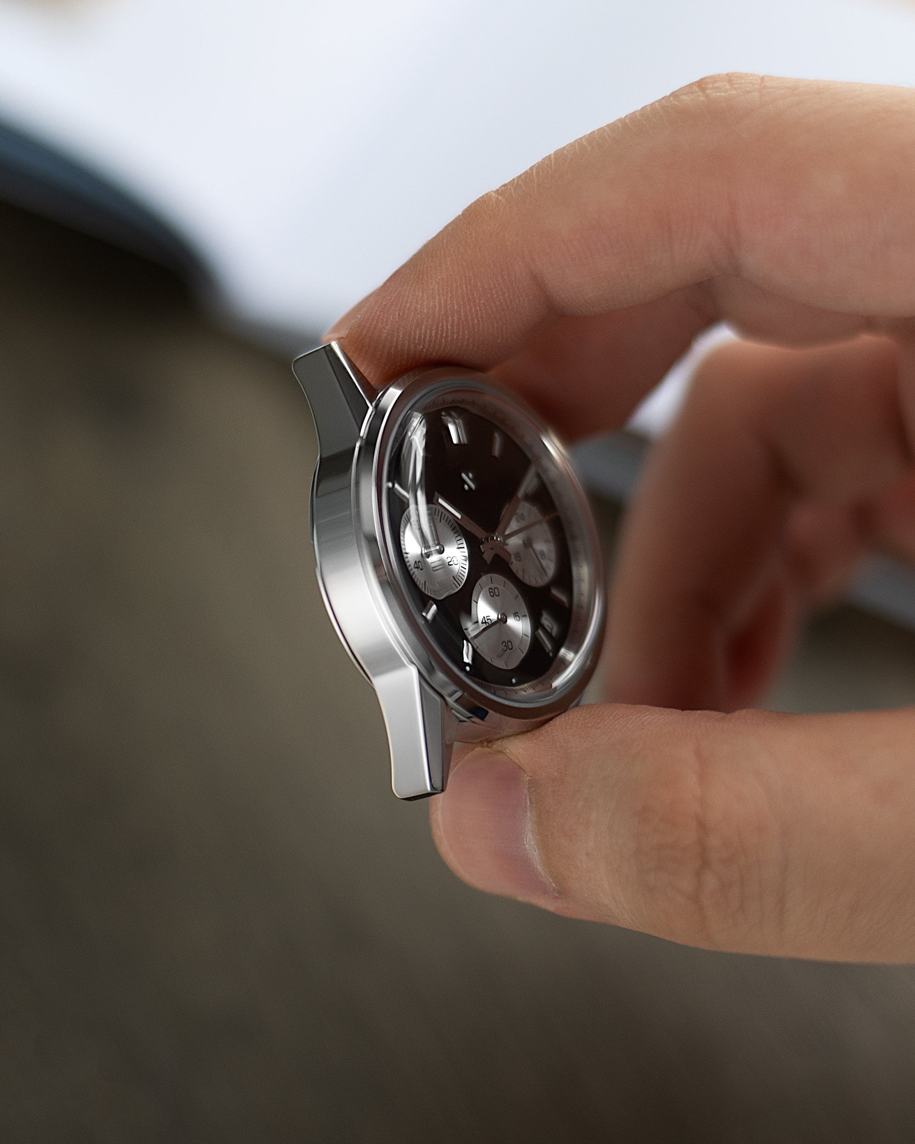 VERRE MONTRE CARRÉ 24.5 mm CINTRÉ 4 COTÉS GENEVE VERRE MONTRE CARRÉ 24.5 mm CINTRÉ 4 COTÉS GENEVE