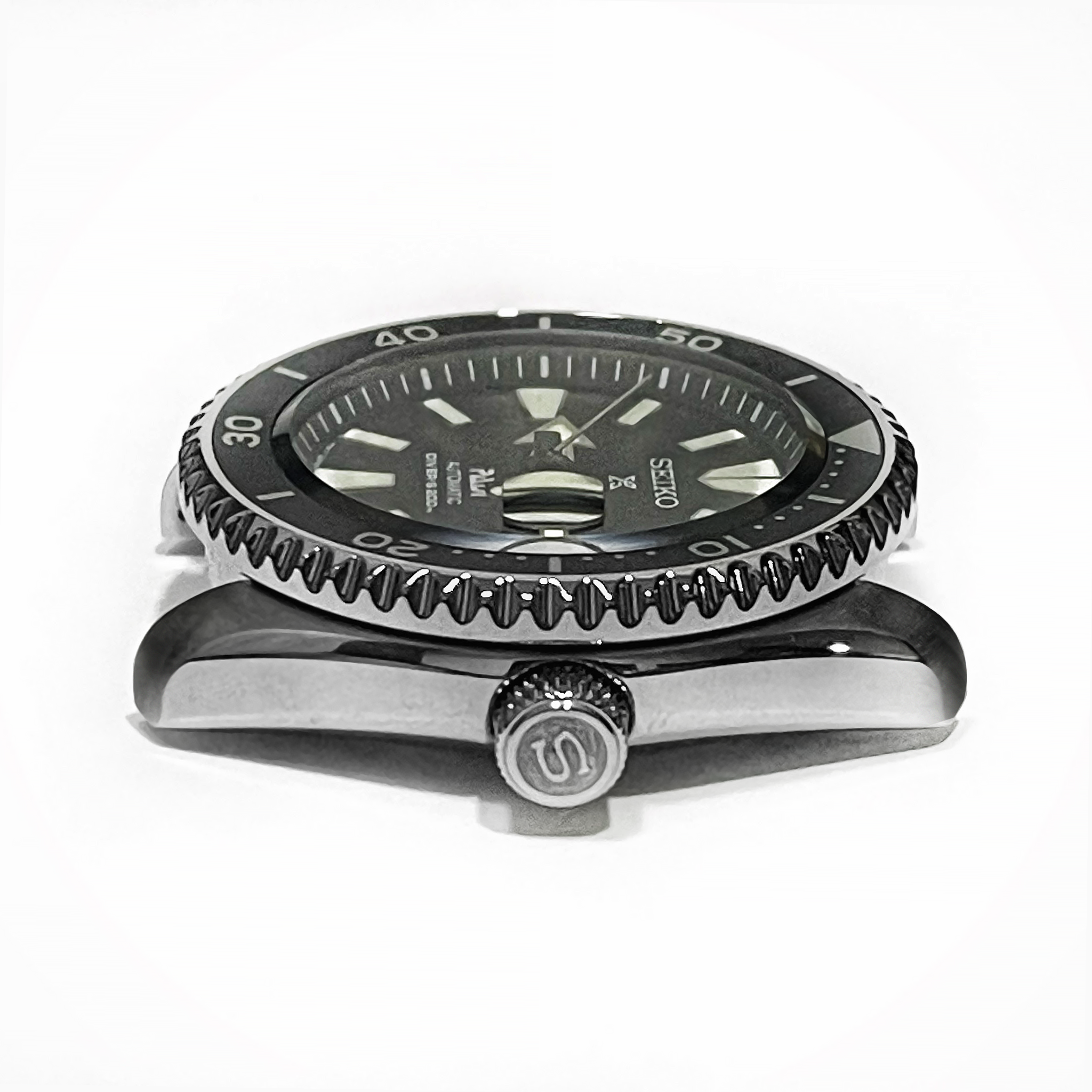 NMK307 - SKX/SRPD Sapphire Crystal w Date Cyclops – namokiMODS